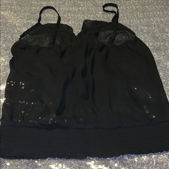 Guess XS sheer top with button/bead/ruffle design - Picture 3 of 6